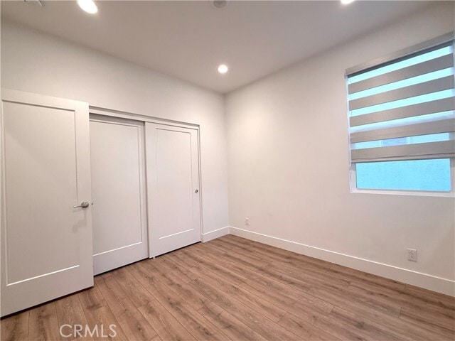 Building Photo - 273 Novel