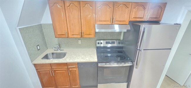 Building Photo - 23-45-45 Corporal Kennedy St