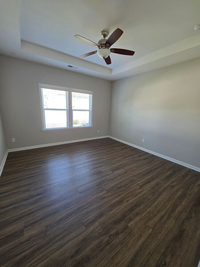 Building Photo - Coming Soon! 3 Bedroom Single Family Home