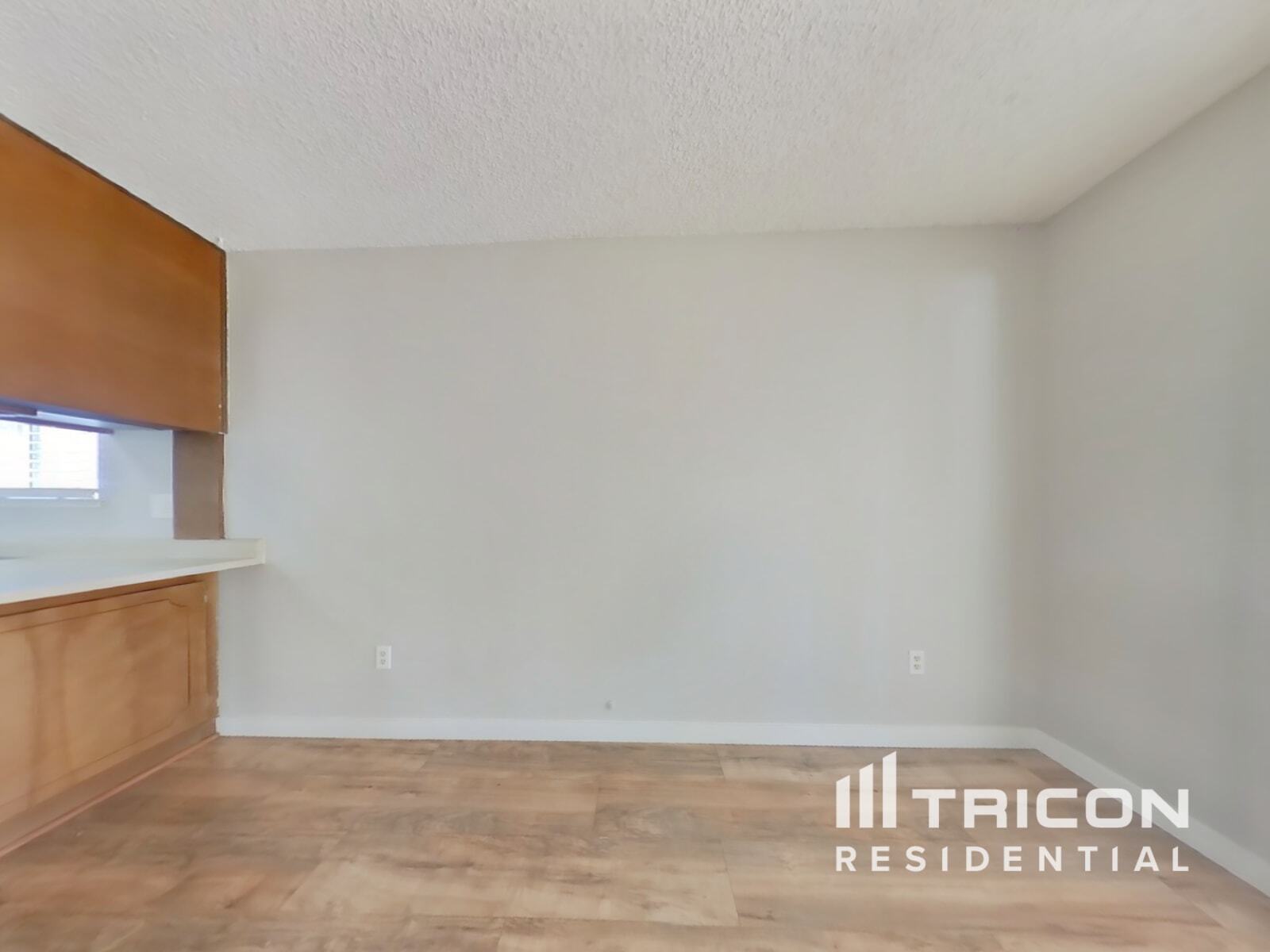 Building Photo - 7827 Charmette Way