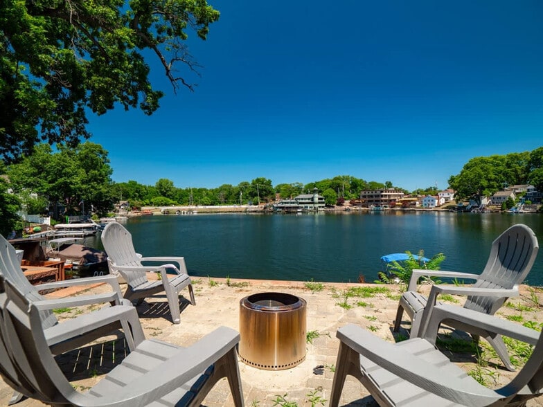 Building Photo - 3581 Mong Ave