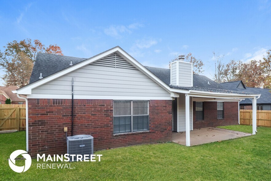 Building Photo - 7308 Stonington Dr