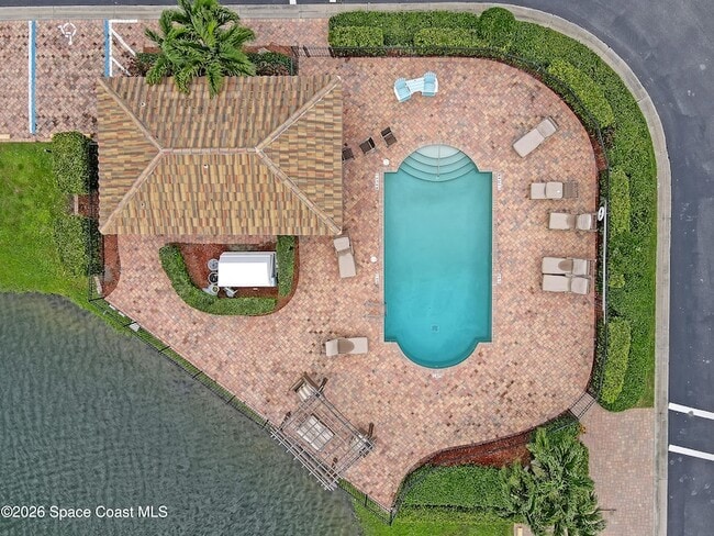 Building Photo - 118 Mediterranean Way