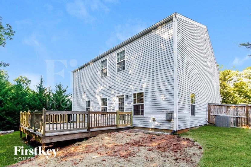 Building Photo - 1103 Birkdale Dr