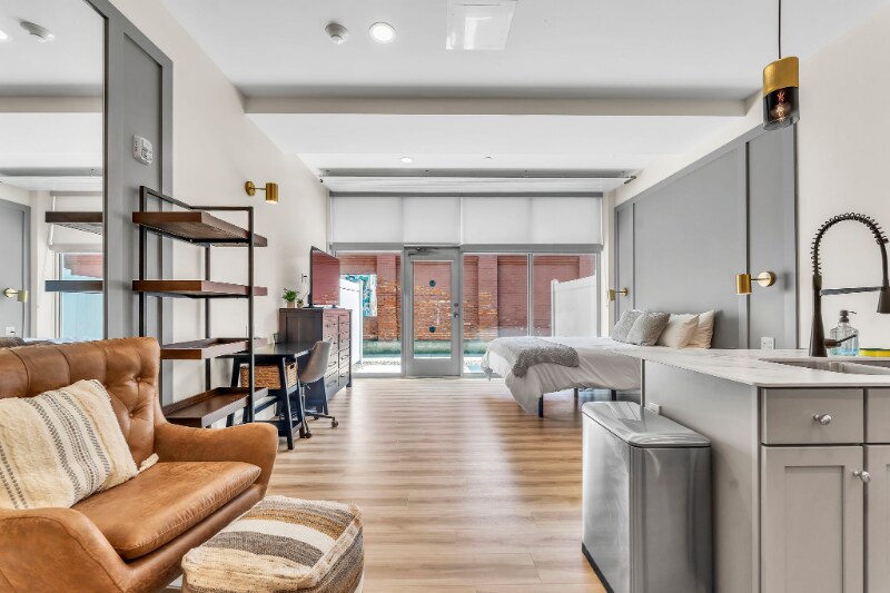 Building Photo - 888 Delaware Ave