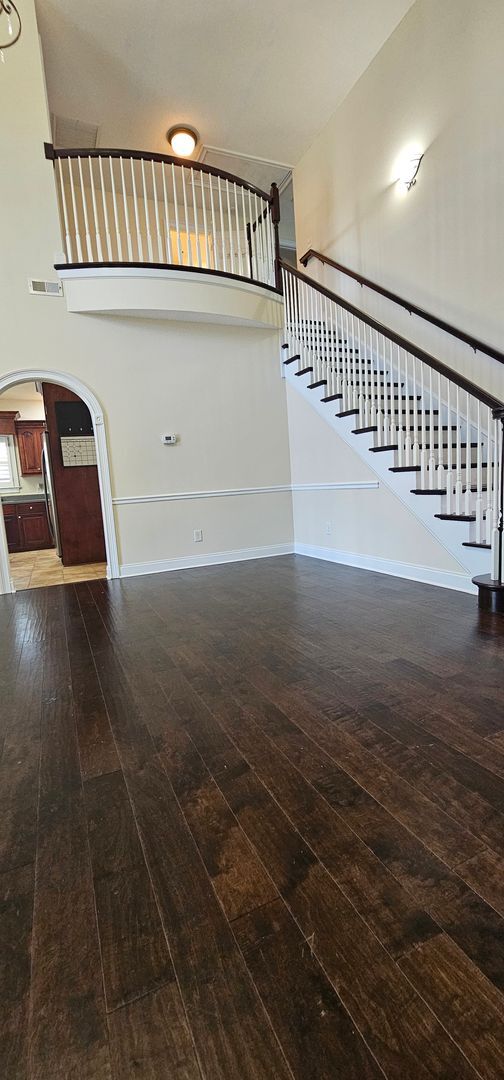 Building Photo - “Elegant 5-Bed Executive Home with Pool – ...