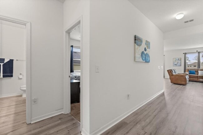 Building Photo - 756 Rioja Dr