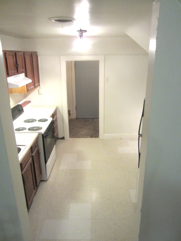 Building Photo - 2615 Polk St NE