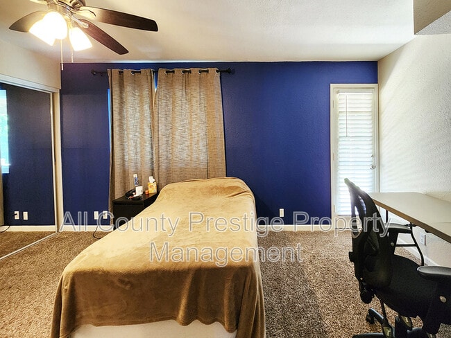 Building Photo - 4701 W Charleston Ave