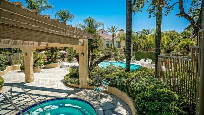 Building Photo - 24153 Del Monte Dr.