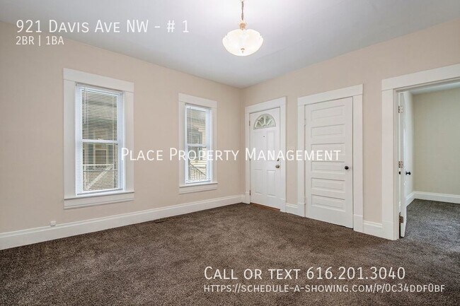 Building Photo - 921 Davis Ave NW