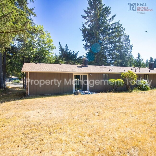 Building Photo - 8511 116 St E