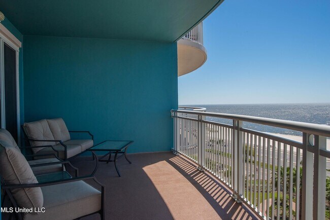 Primary Photo - 2230 Beach Dr