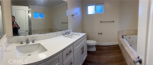 Building Photo - 13768 Cordary Ave