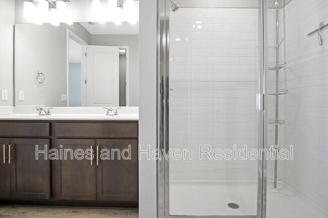 Building Photo - 183 Arlington Square Ct