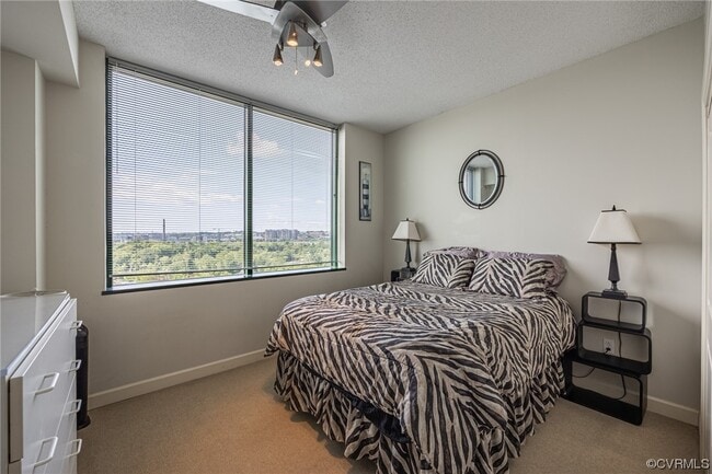 Building Photo - 1101 Haxall Point