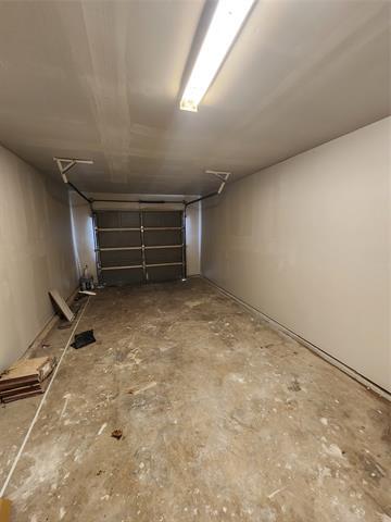 Building Photo - 350 Spring Branch Ln