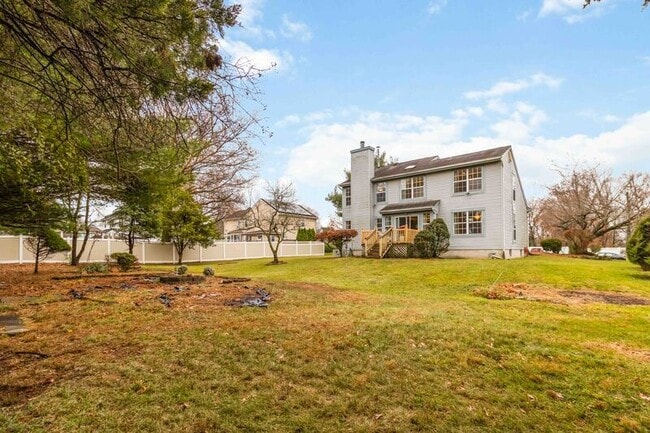 Building Photo - 24 Alton Dr