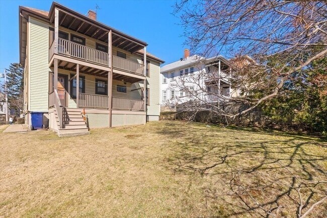 Building Photo - 23 Matchett St