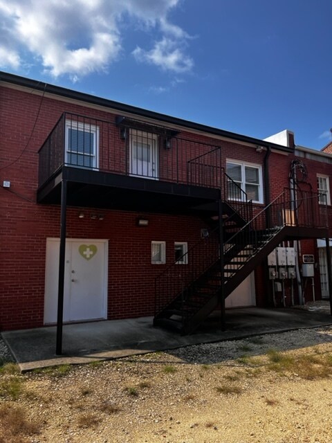 Primary Photo - 123 Person St