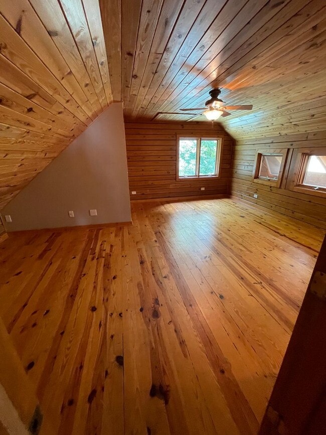 Building Photo - 504 Stuart Williams Rd