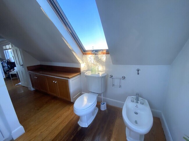 Master Bathroom - 4 Wenaumet Bluff Dr