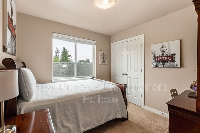 Building Photo - 12022 SE 269th Pl