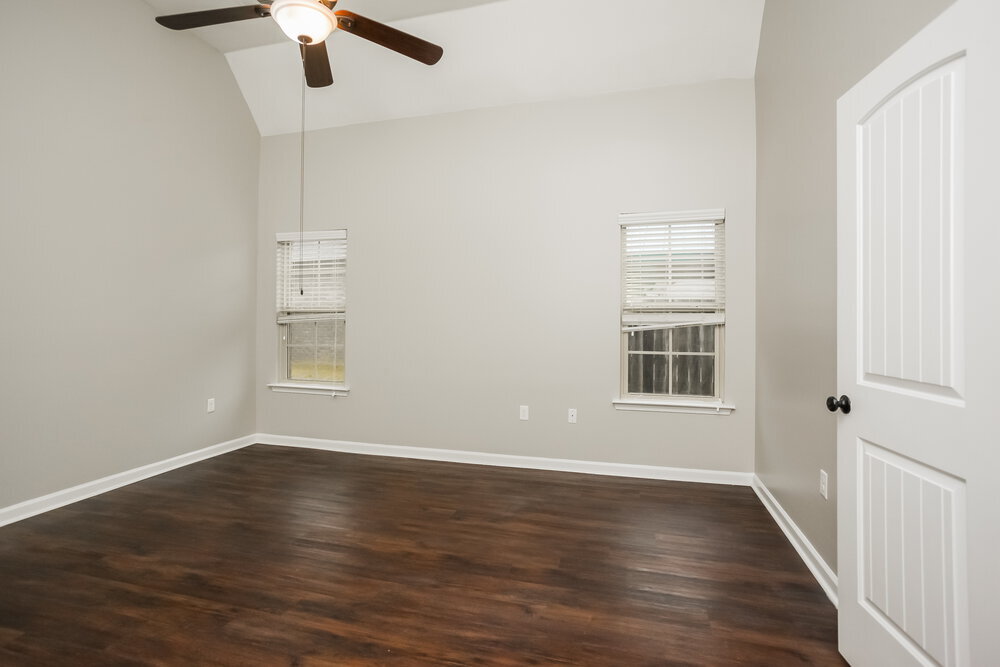 Building Photo - 3468 Avis Ln