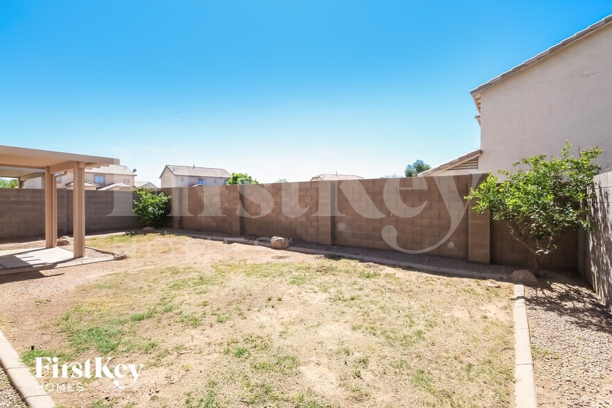 Building Photo - 40608 N High Meadows Dr