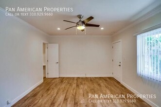 Building Photo - 447 1/2 W 4th St-A