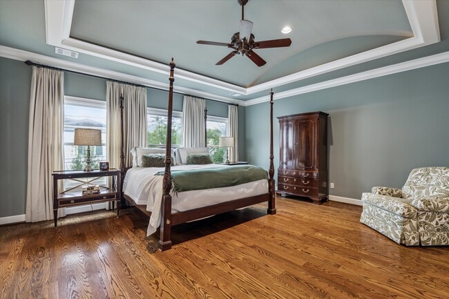 Building Photo - 3108 University Blvd