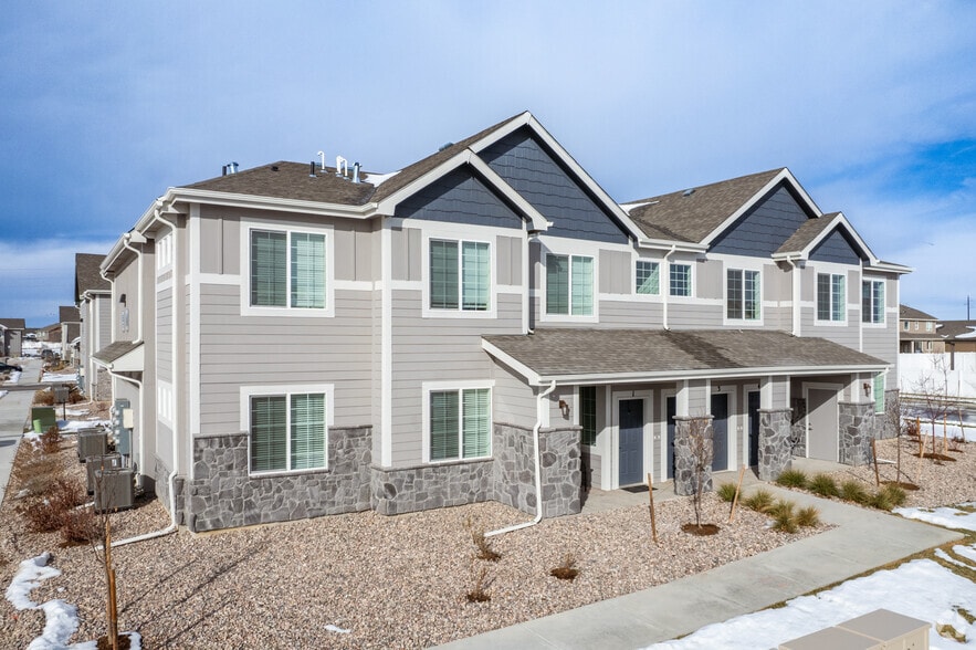 The Pointe Apartments 855 Maplebrook Dr Windsor CO 80550 Apartment