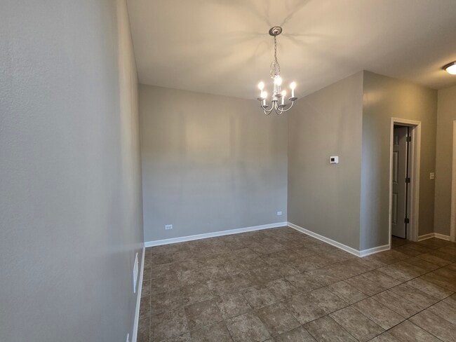 Building Photo - 460 S Jade Ln