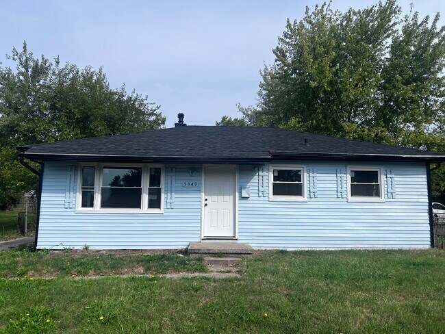 Building Photo - 5349 Pickford Dr