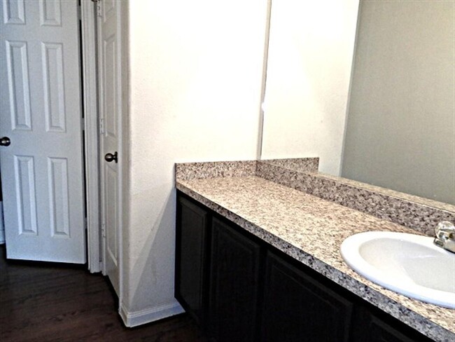 Building Photo - 3410 Maris Way