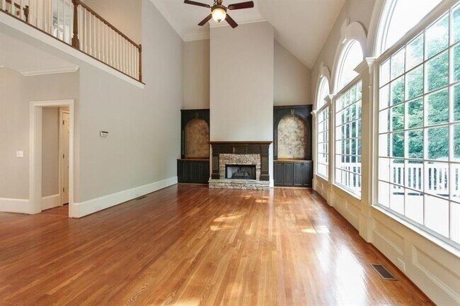 Building Photo - 1095 Richmond Glen Cir