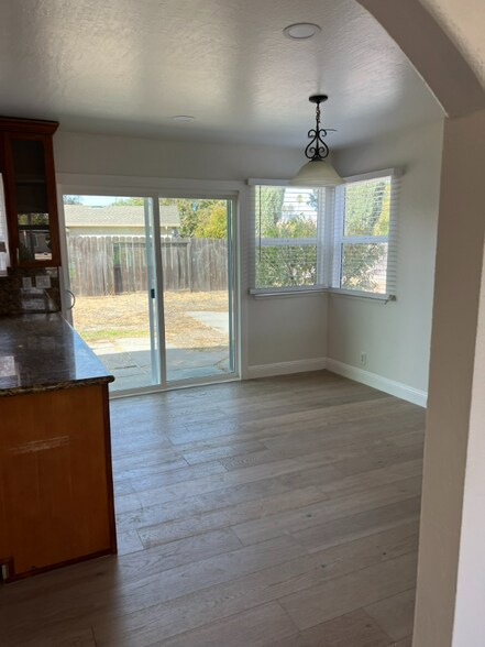 Building Photo - 4274 Galloway St