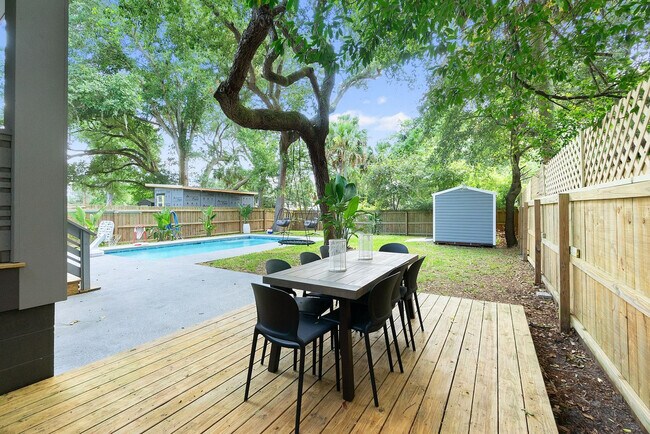 Building Photo - 52 Florida Ave