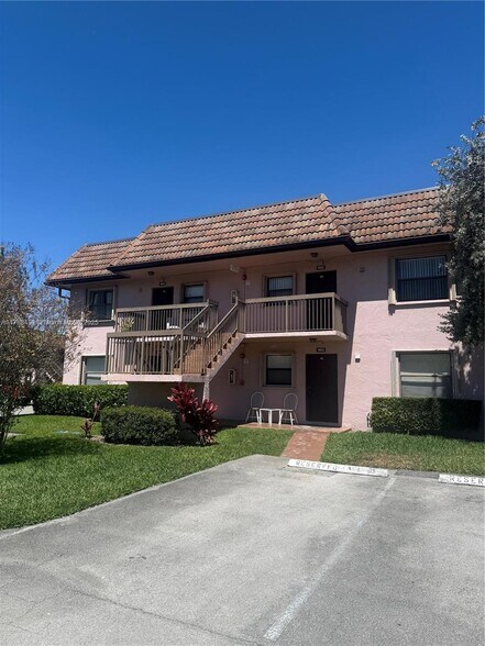 Building Photo - 10637 NW 10th St
