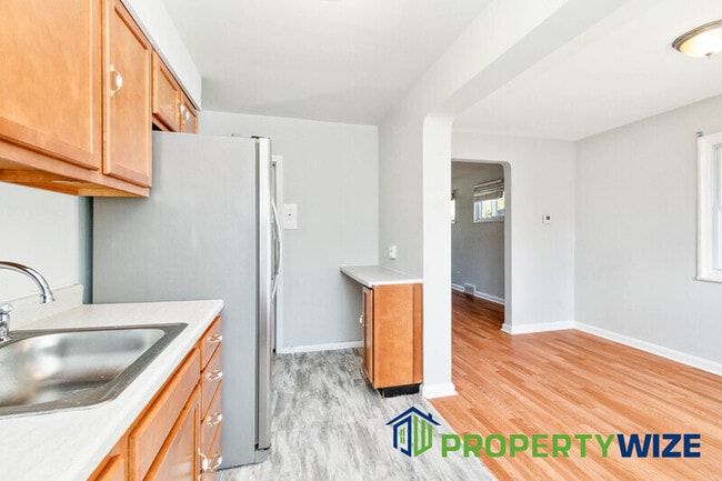 Building Photo - 3705 Midheights Rd