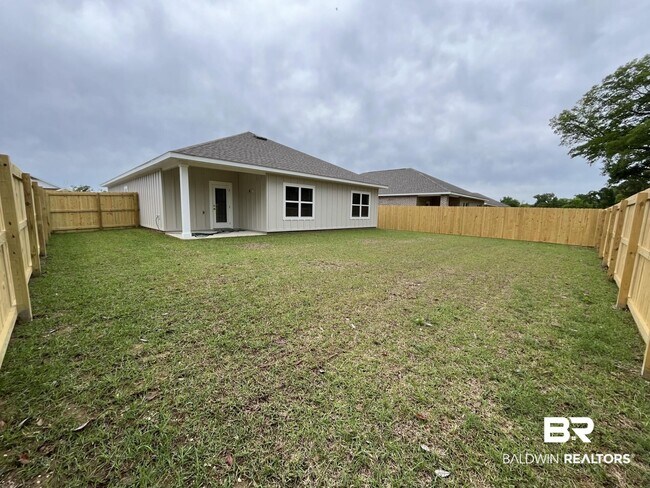 Building Photo - 14836 Dayton Cir