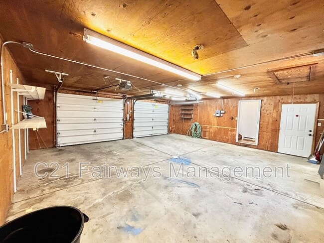 Building Photo - 616 Sandy Hill Rd