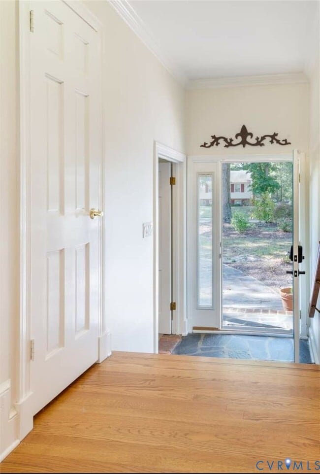 Building Photo - 1605 Pump Rd