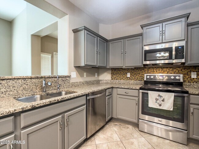 Building Photo - 1958 W Busoni Pl