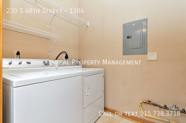 Building Photo - 230 S 68th St