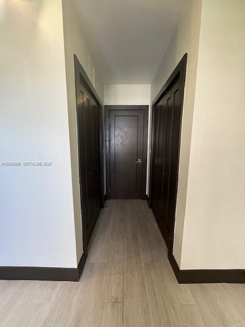 Building Photo - 90 Edgewater Dr