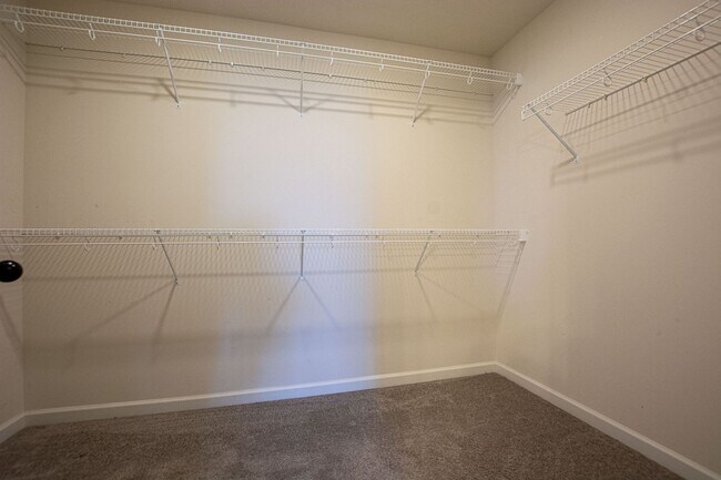 Building Photo - 2 Bedroom / 2.5 Bath Town Home Recently Built with Garage and Washer/Dryer!