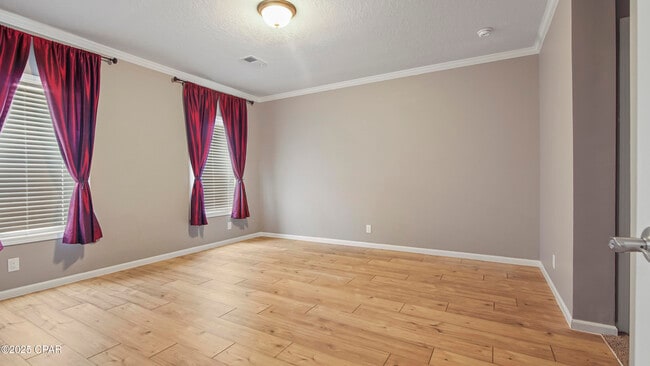 Building Photo - 108 N San Souci Blvd