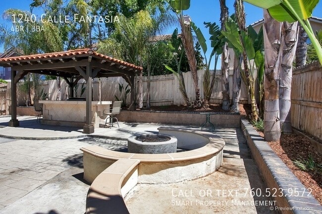 Building Photo - 1240 Calle Fantasia