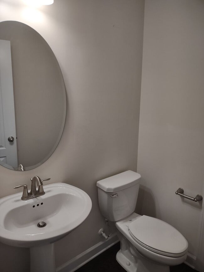 Building Photo - Beautiful home located in the Millbridge C...